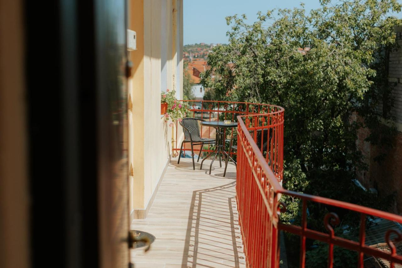 Bluesky Ultra-Central Premium Apartment Oradea Exterior photo